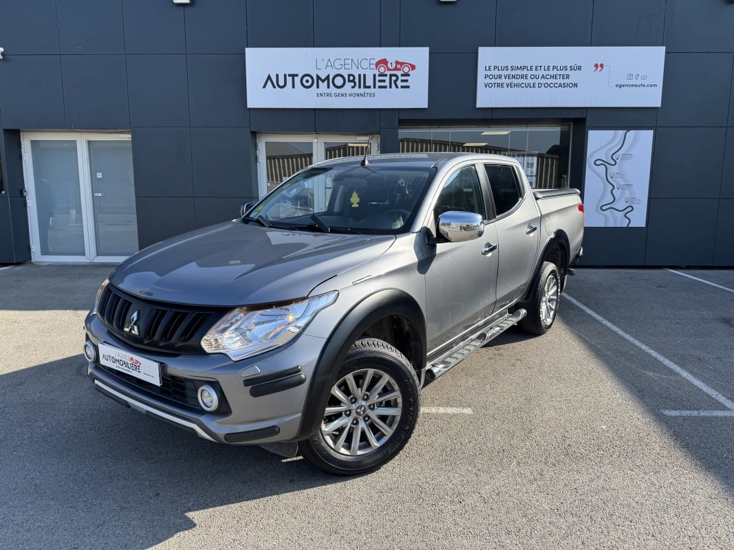 Mitsubishi L200 Double Cab 2.4l DI-D 181cv Intense — 1