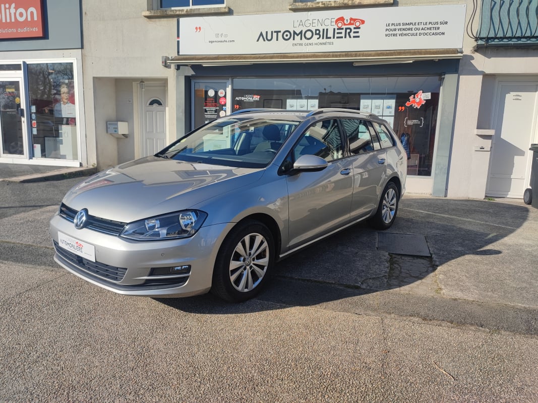 Volkswagen Golf VII SW 1.6 TDI Blue Motion DSG7 105 cv Boite auto 2 EME MAIN — 1