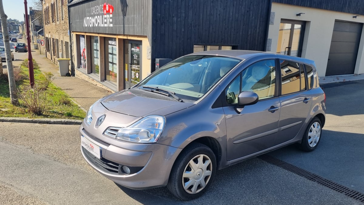 Renault Grand Modus 1.5 DCI 85 DYNAMIQUE — 1