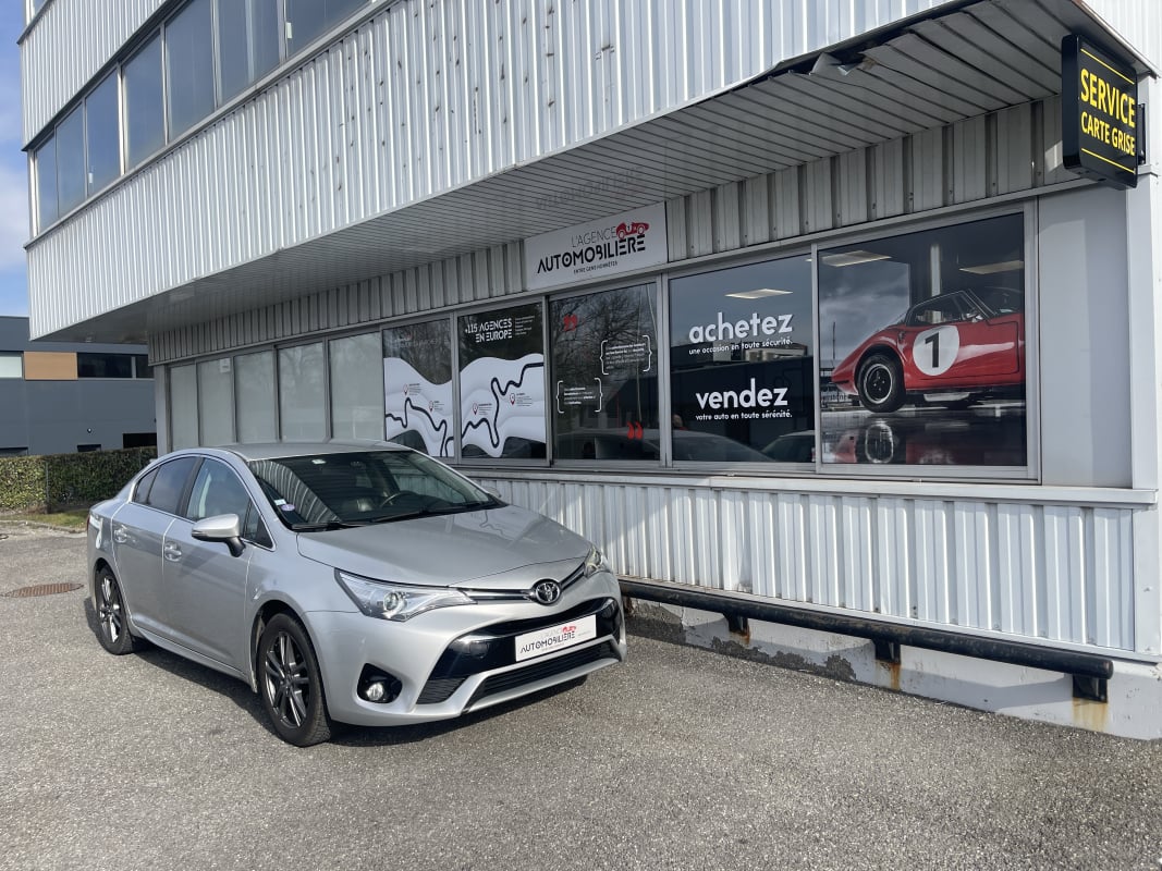 Toyota Avensis Exclusive 148cv 1.8 VVTI - GARANTIE 12 MOIS — 1