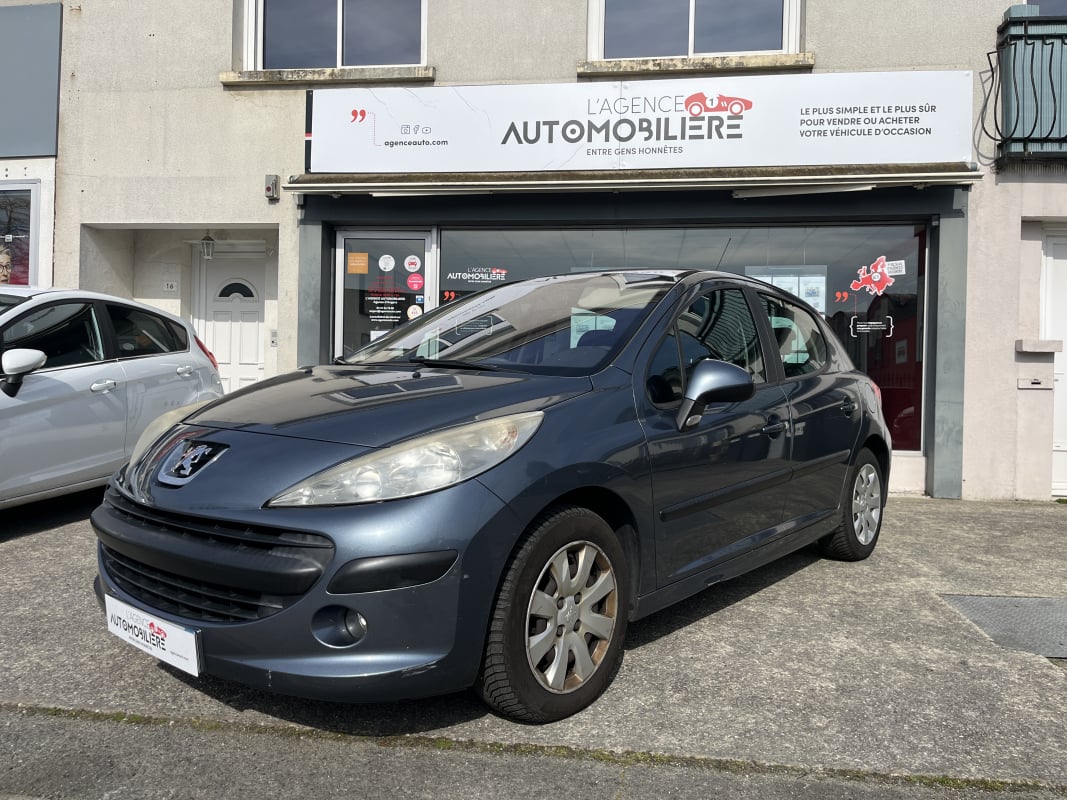 Peugeot 207 1.4 HDi 70cv Exécutive 5 portes - 2ème main — 1