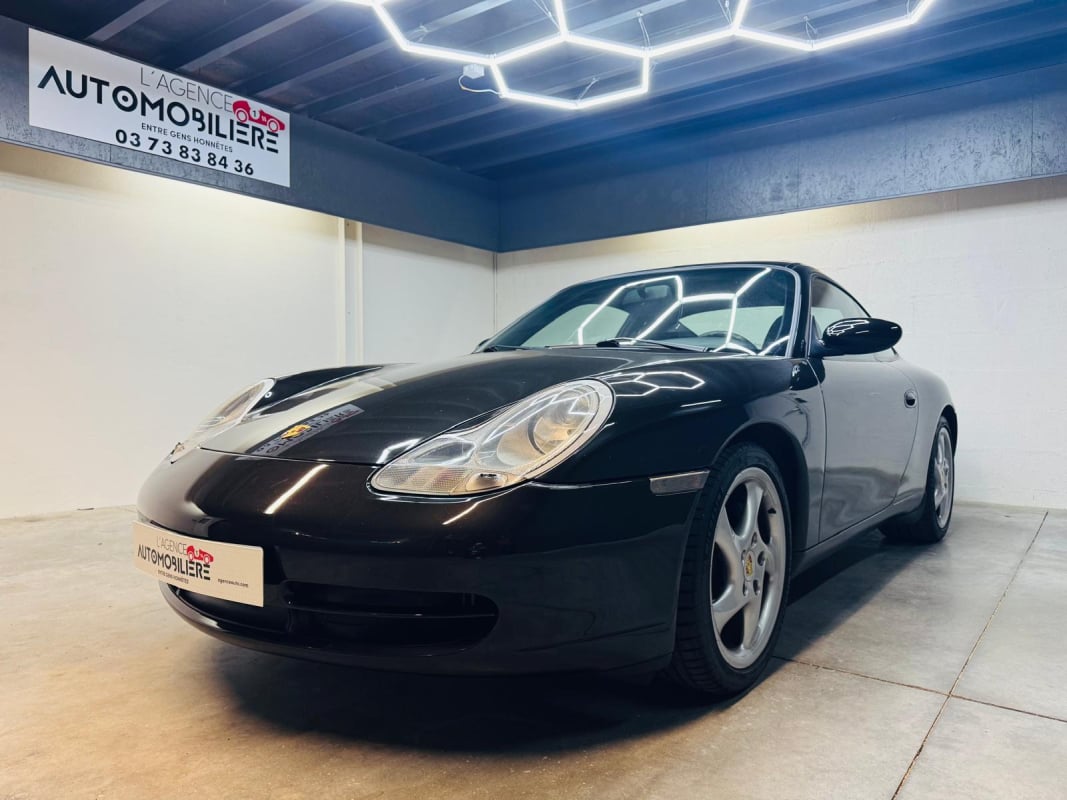 Porsche 911 Carrera 4 996 3.4L 301 cv — 1