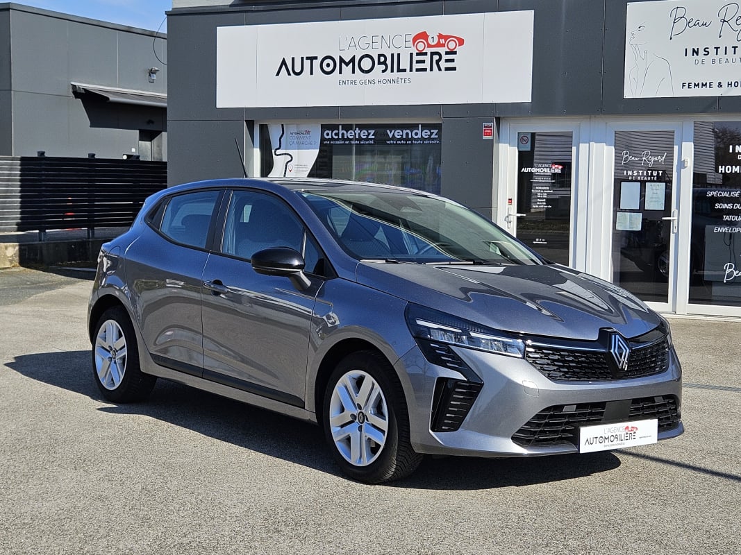 Renault Clio 1.5 DCI 100 EVOLUTION 12/2024 — 1