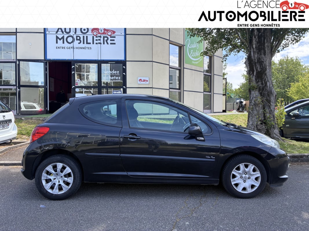 Peugeot 207 1.4L 95 CH Urban Move — 2