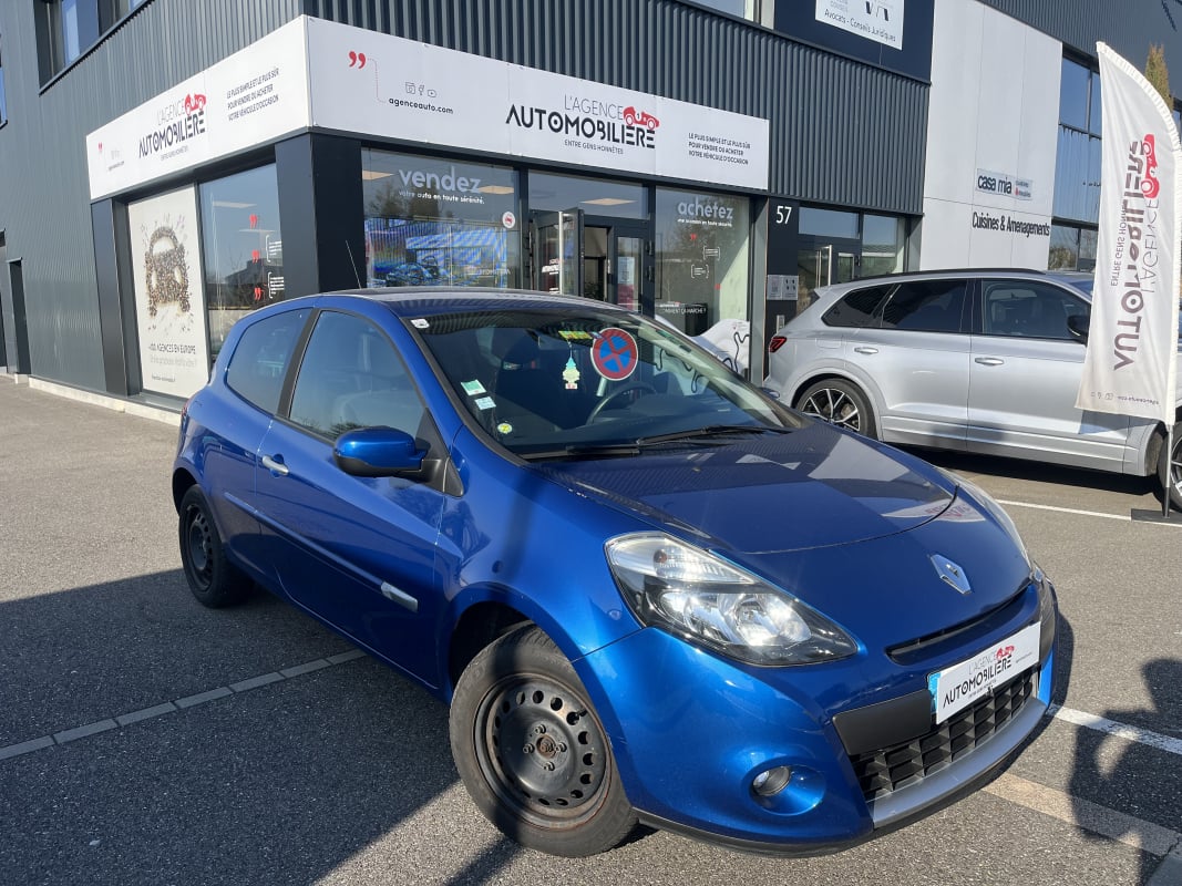 Renault Clio III PHASE 2 1.2 TCE 100CV DYNAMIQUE - GARANTIE 12 MOIS — 1