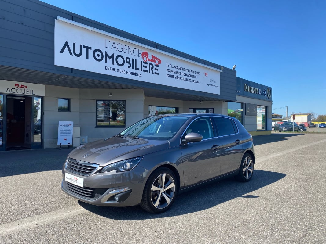 Peugeot 308 1.6 BlueHDi EAT6 120 cv FELINE — 1
