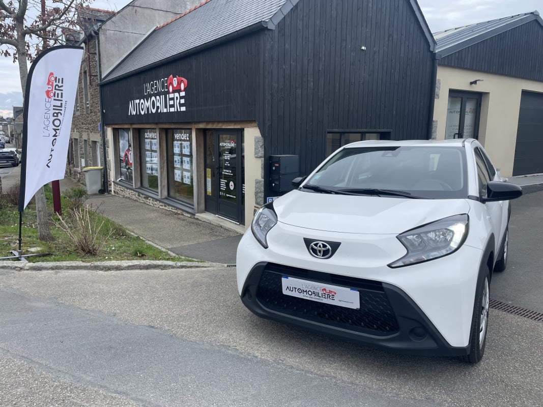 Toyota Aygo X DYNAMIC 5 PORTES 72 CH — 1