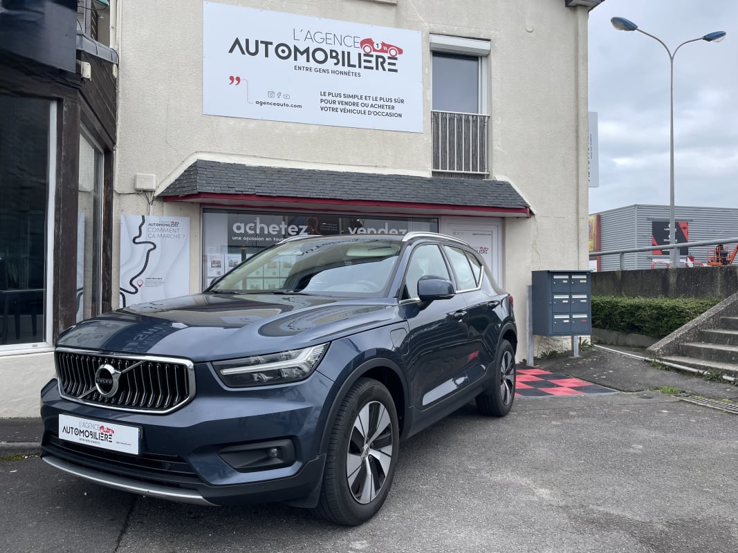 Volvo XC40 T5 WE BUSINESS DCT 7 RECHARGEABLE 180+80 — 1