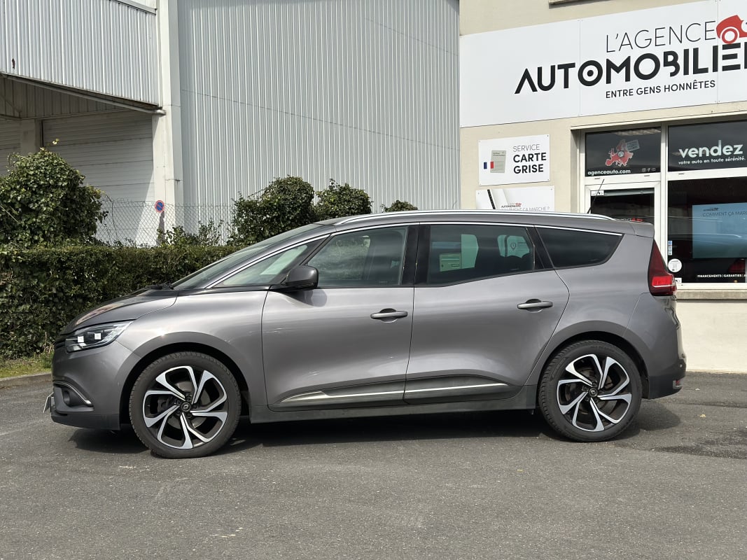 Renault Grand Scenic 1.7 Blue dCi 150ch Business Intens 7 places - 1ERE MAIN — 2
