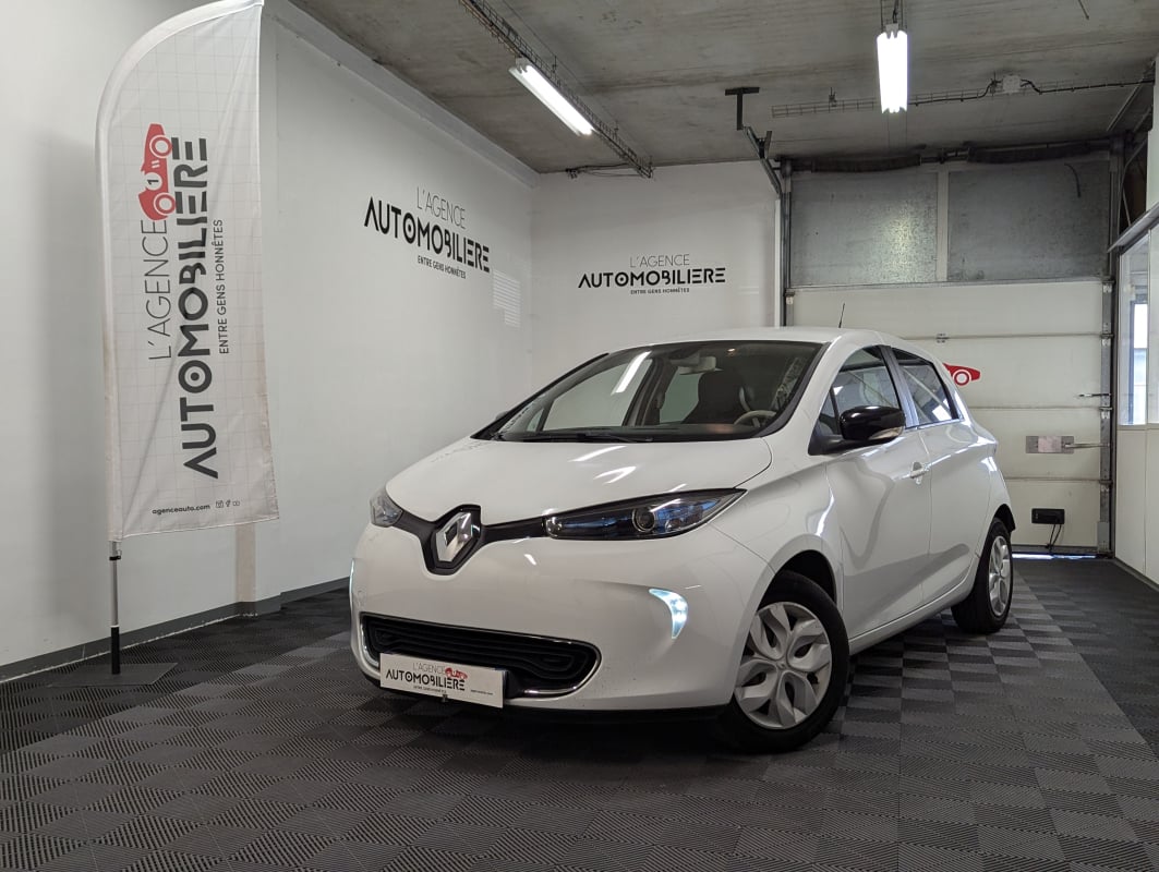 Renault Zoe R90 LIFE TYPE 2 22 KWH — 1