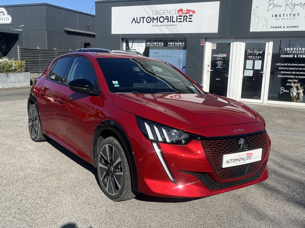 Peugeot 208 e-208 136 ch GT EAT8 — 1