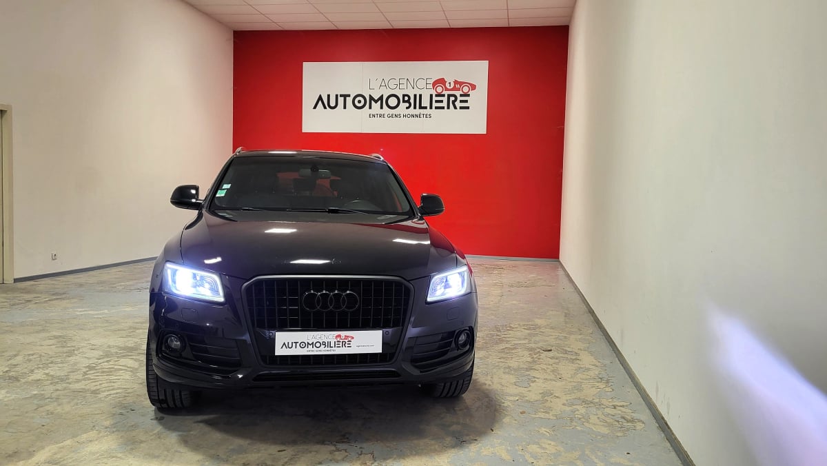 Audi Q5 AUDI Q5 AVUS V6 245 — 1