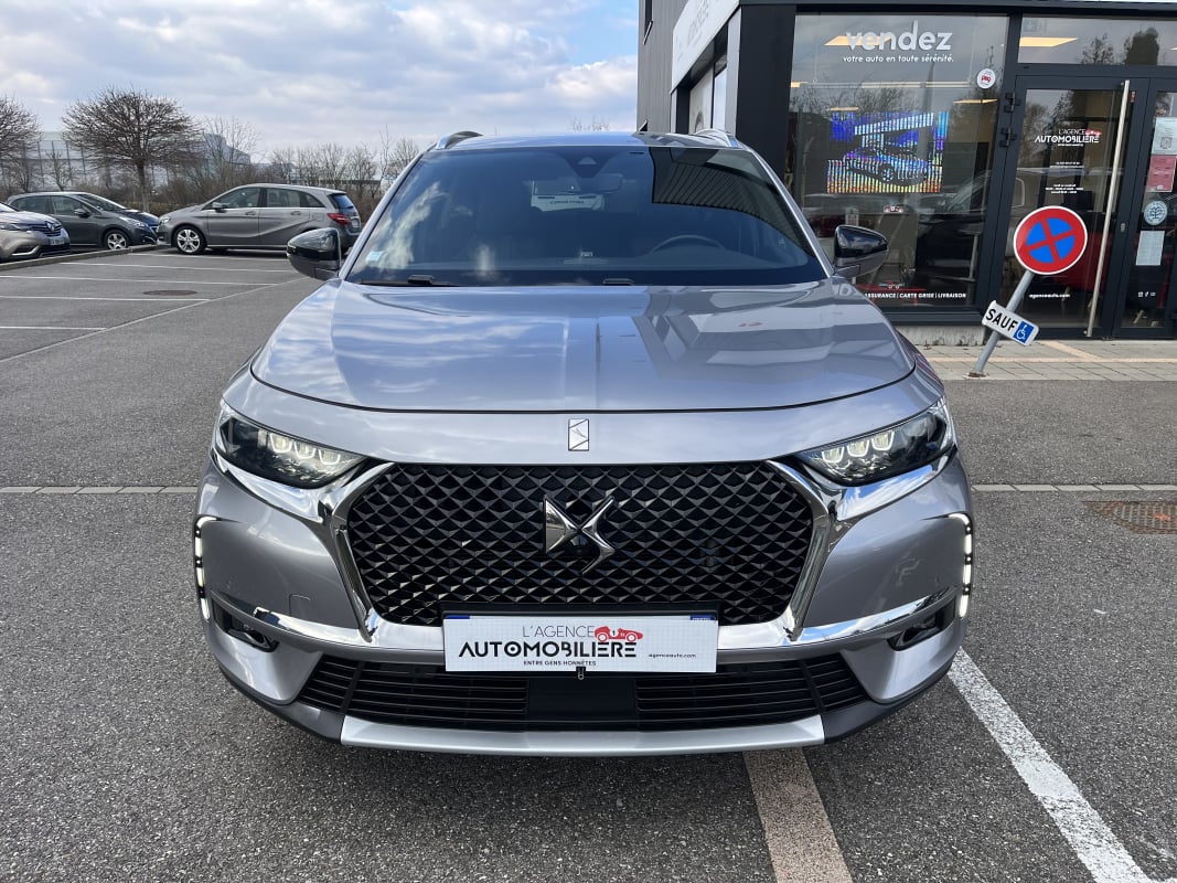 DS DS 7 CROSSBACK 2.0 HDI 180 RIVOLI EAT8 - GARANTIE 12 MOIS — 2