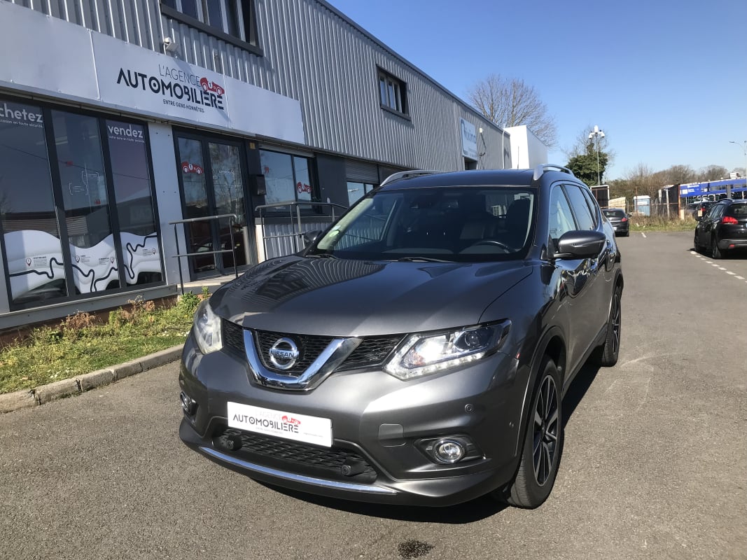 Nissan X-Trail 1.6 dCi TEKNA 130 cv 4x2 — 1