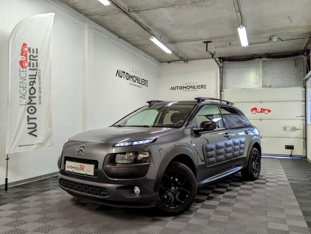 Citroen C4 Cactus 1.2 PURETECH 110 S&S SHINE — 1