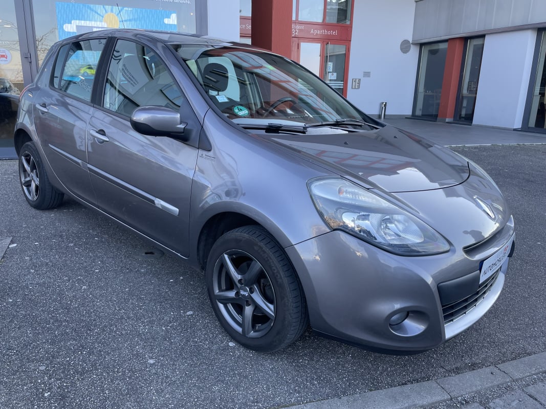 Renault Clio III 1.2 i 16V eco2 75 cv 5 portes — 1