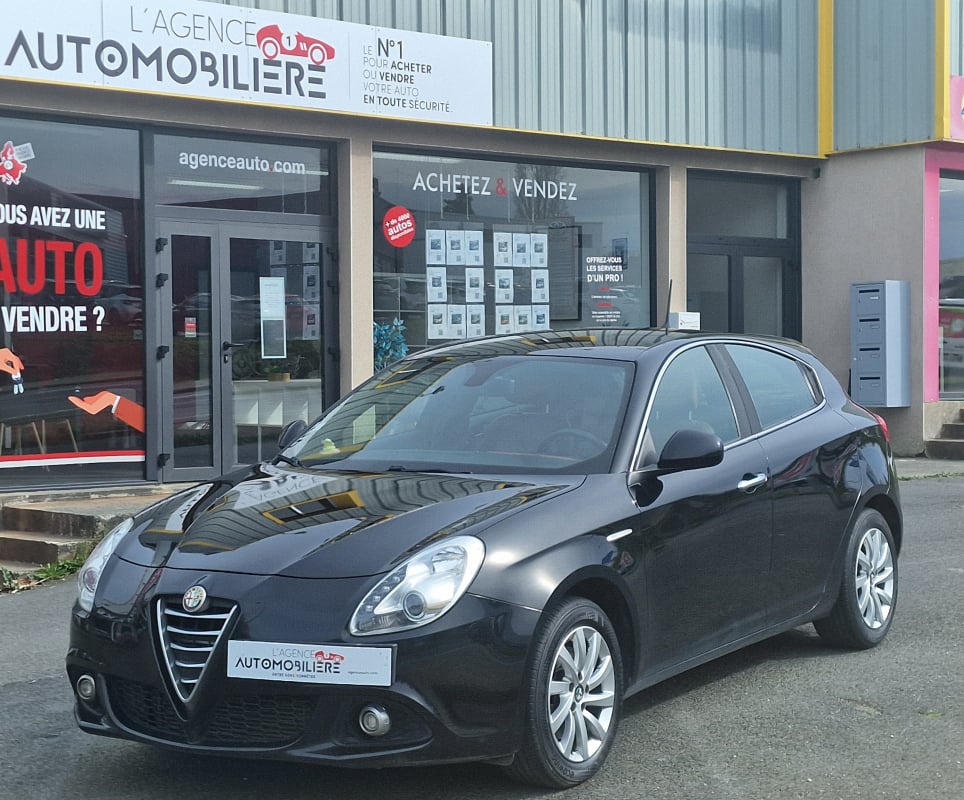 Alfa Romeo Giulietta 2.0 JTDM 150 CH DISTINCTIVE — 1