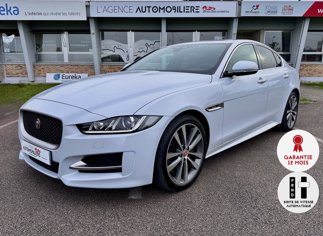 Jaguar XE 2.0D 180ch R-Sport AWD BVA8/Toit Ouvrant/4 roues motrices — 1
