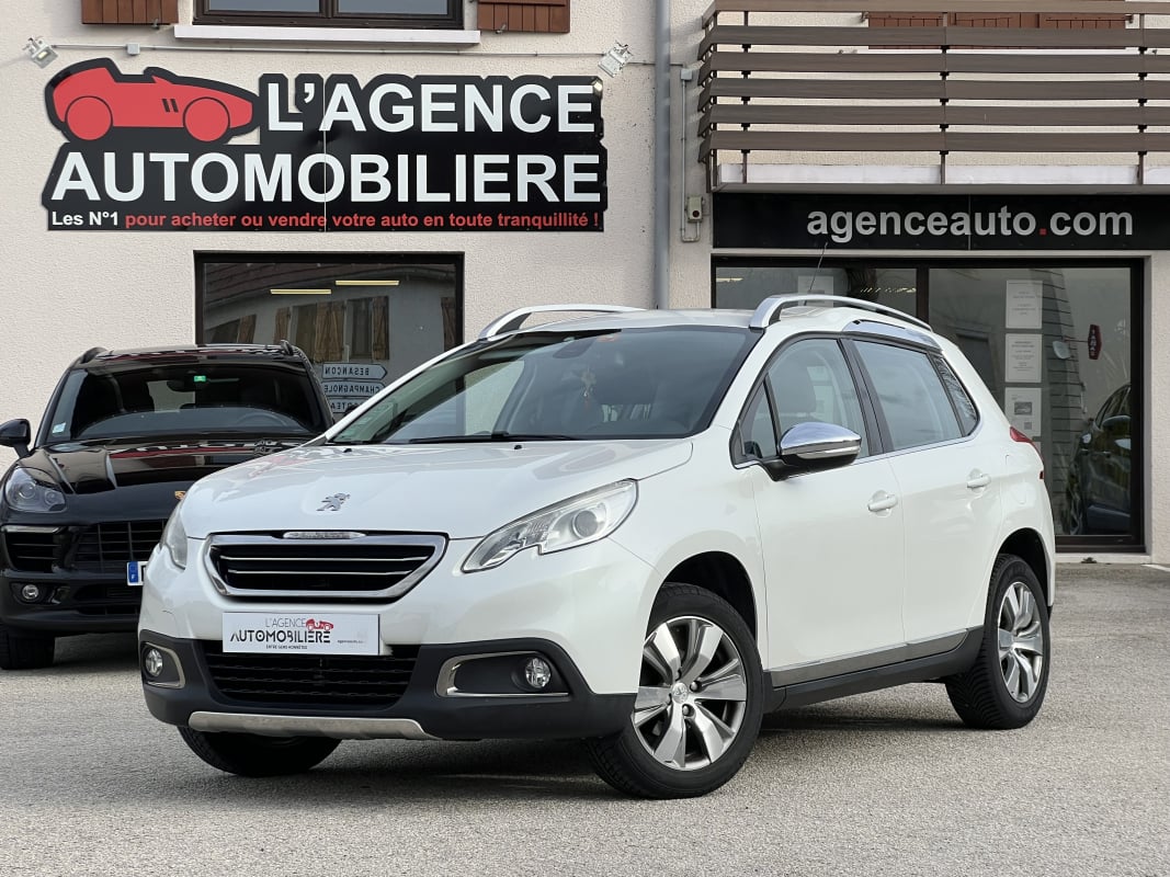 Peugeot 2008 1.2 82ch ALLURE BVM 89900 kms carnet — 1