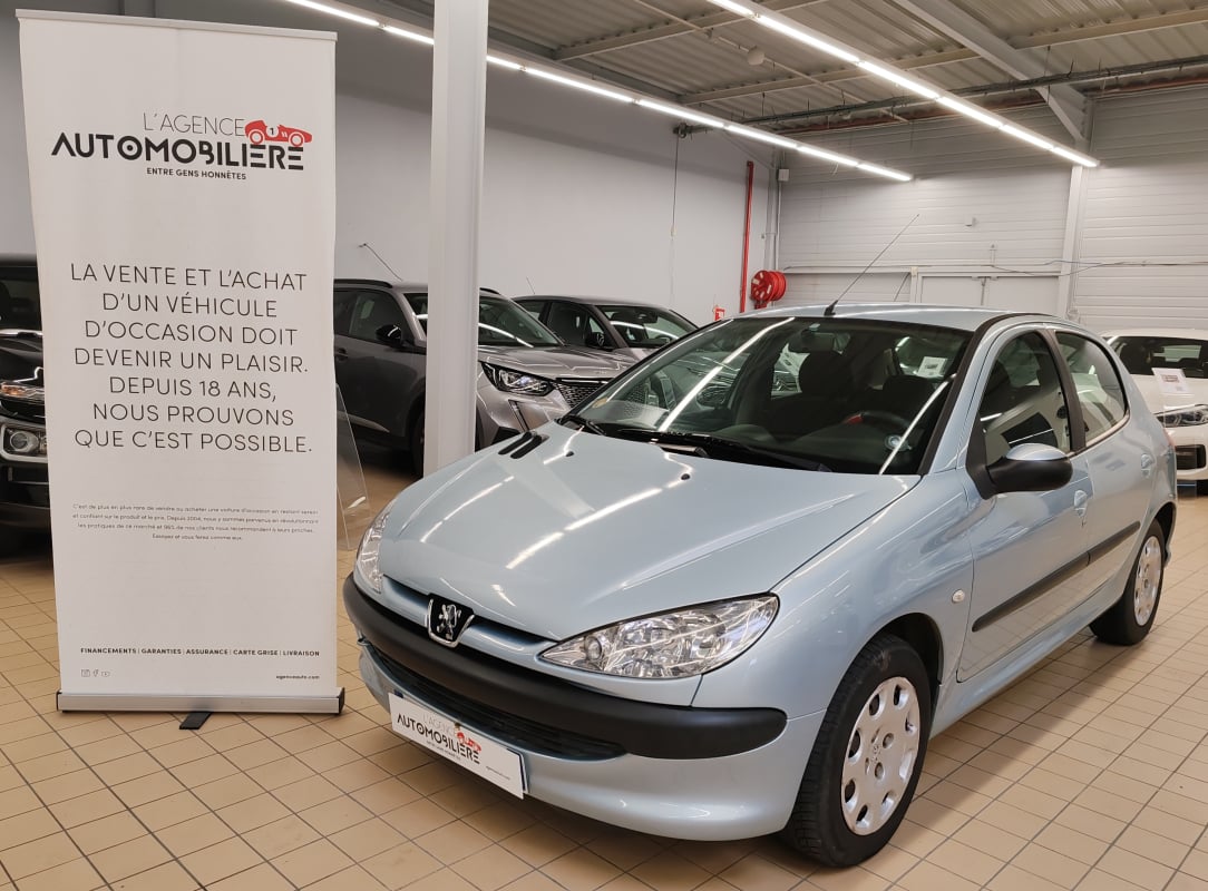 Peugeot 206 1.4i Style Boite Automatique — 1