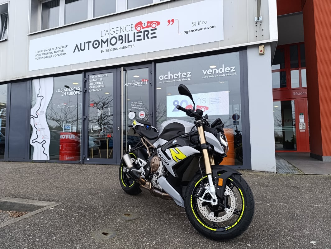 BMW S 1000 R BMW S 1000 R — 1