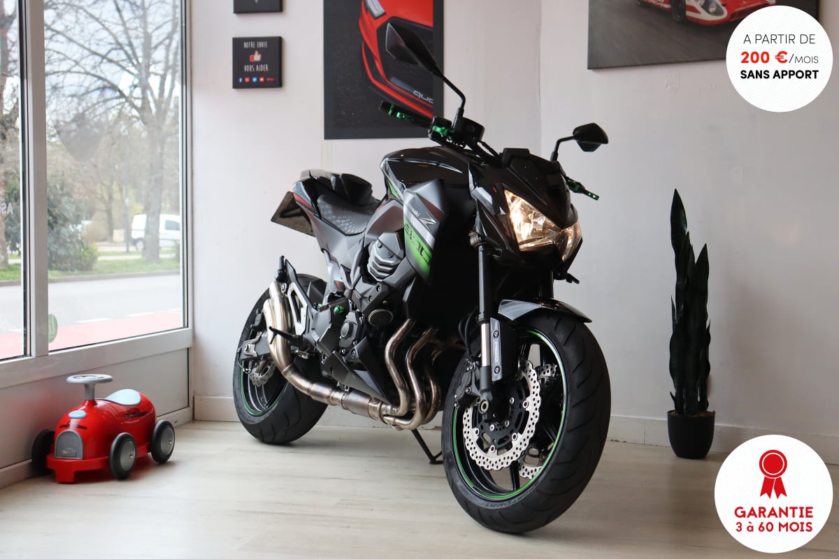 Kawasaki Z 800 ABS (Ligne complète IxRace, Support plaque court, Pneus neufs) — 1