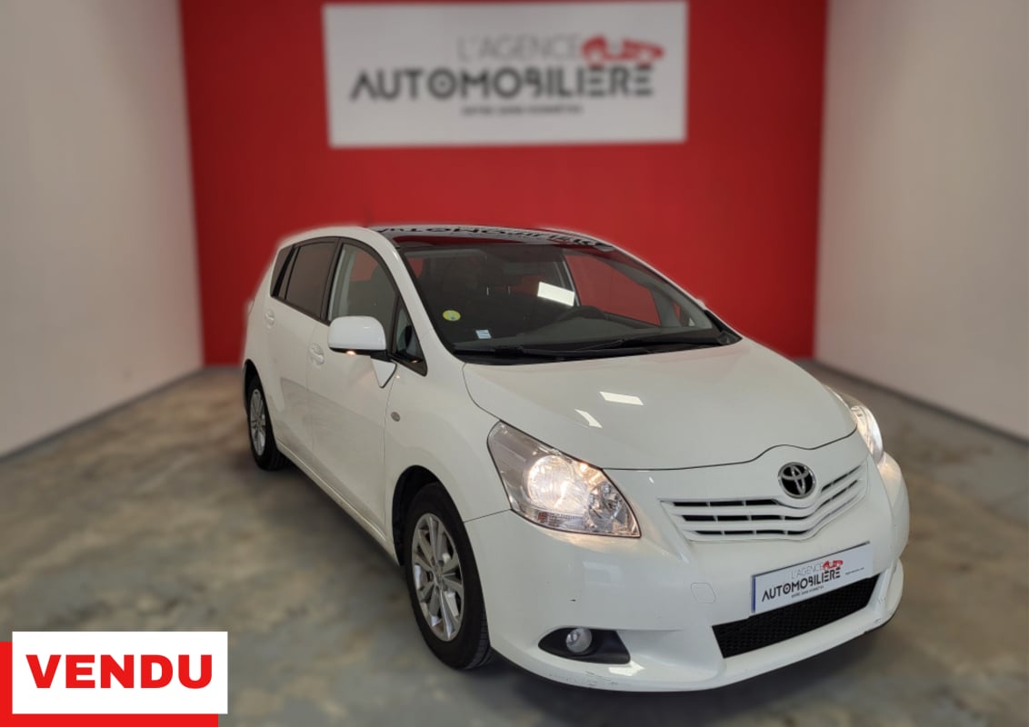 Toyota Verso TOYOTA VERSO (2) 126 D-4D FAP SKYVIEW 5PL — 1