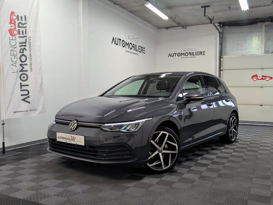 Volkswagen Golf VIII 1.0 ETSI OPF 110 DSG7 + CAMERA — 1