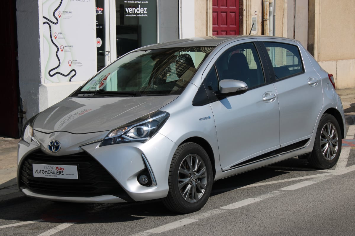 Toyota Yaris 1.5 VVTI 100H 75 HYBRID FULL-HYBRID COLLECTION BVA — 1