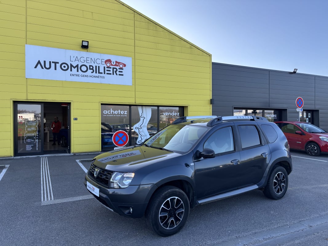 Dacia Duster 1L5 dci 110CV Black touch 4x2 schumacher — 1