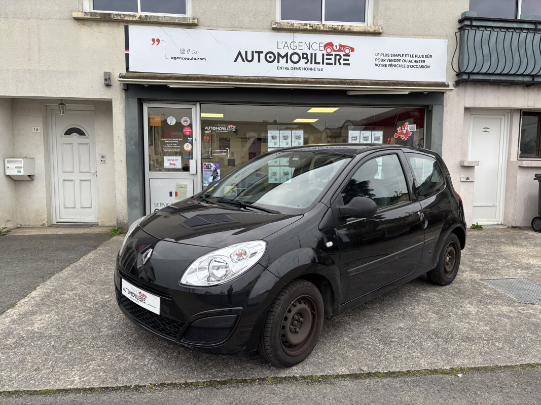 Renault Twingo II 1.2 i 60 cv - Authentique - Suivi Renault - Distribution neuve — 1