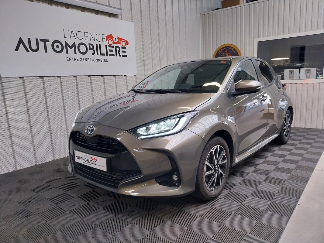 Toyota Yaris IV HYBRIDE 116H DESIGN — 1