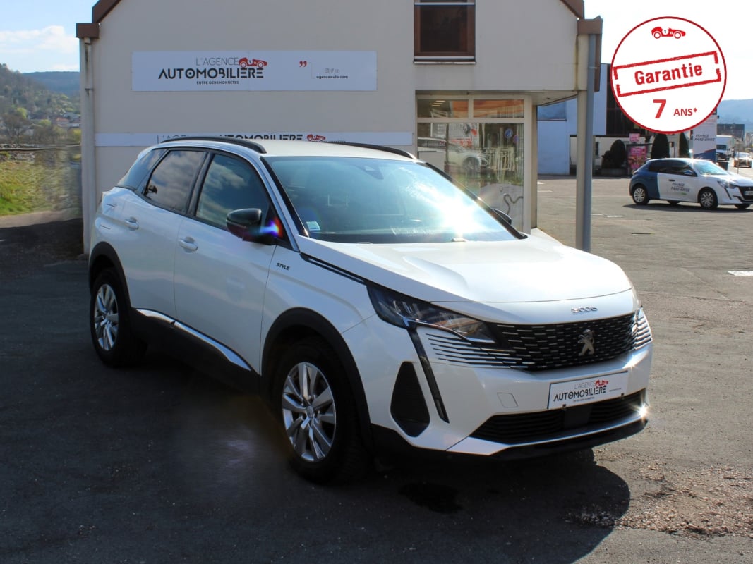 Peugeot 3008 130 CH EAT8 ATELAGE — 1