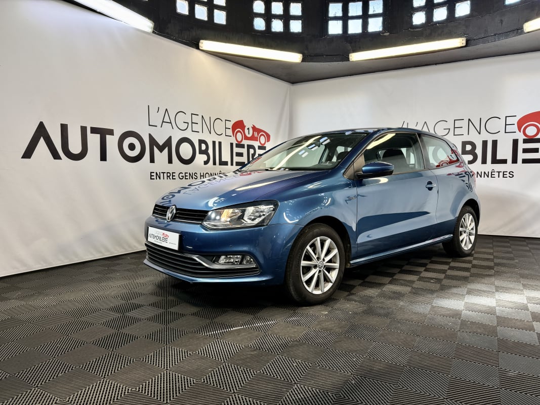 Volkswagen Polo 1.0 75 LOUNGE 3P — 1