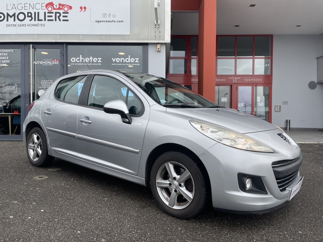 Peugeot 207 1.4 98 cv 16V 5 portes Millesim 200 — 1