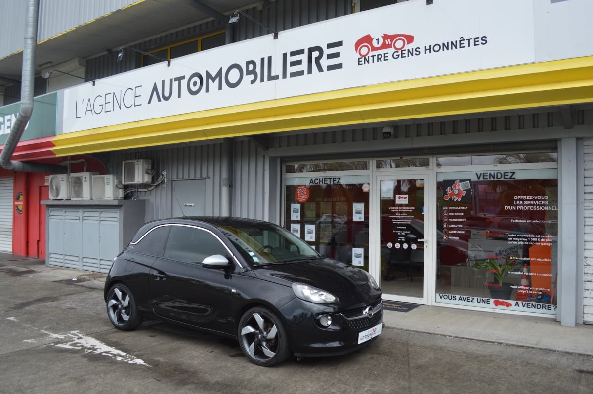 Opel Adam 1.4 TWINPORT 100 GLAM — 1