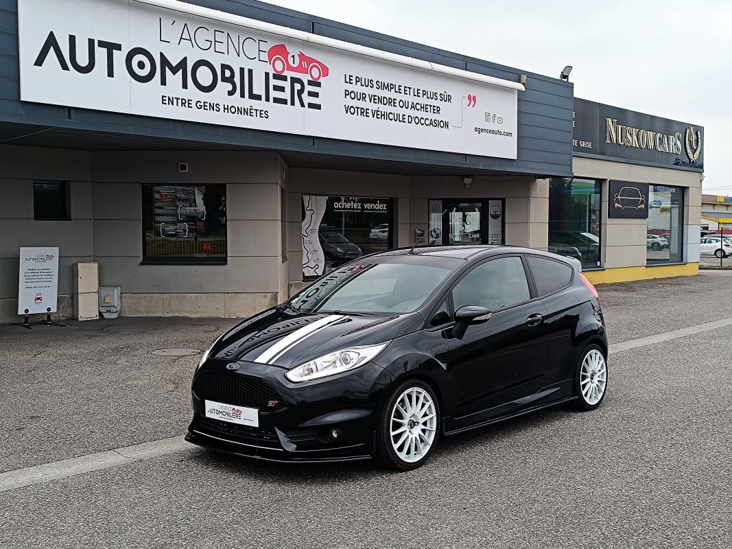Ford Fiesta ST 1.6 T EcoBoost 182 CV 16V RECARO — 1