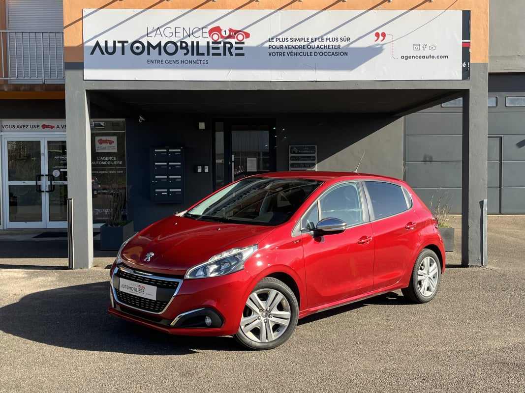 Peugeot 208 1.2 PureTech 82cv Signature - Courroie OK/Apple CarPlay/Régulateur/Climatisation — 1