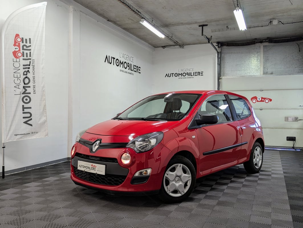 Renault Twingo II 1.2 16v 75ch — 1