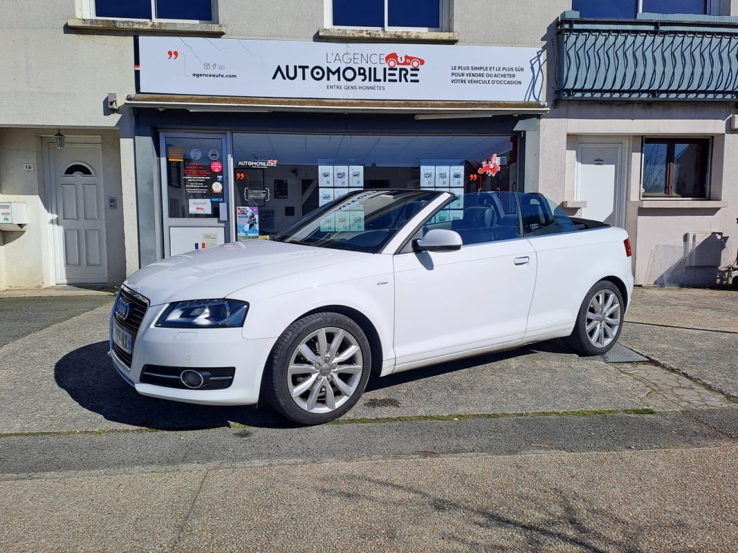 Audi A3 Cabriolet 1.6 TDi 105cv S-Line — 1