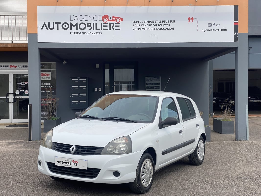 Renault Clio II Phase 2 1.2 i 60 CV AUTHENTIQUE 5P Courroie neuve/ Révisé — 1