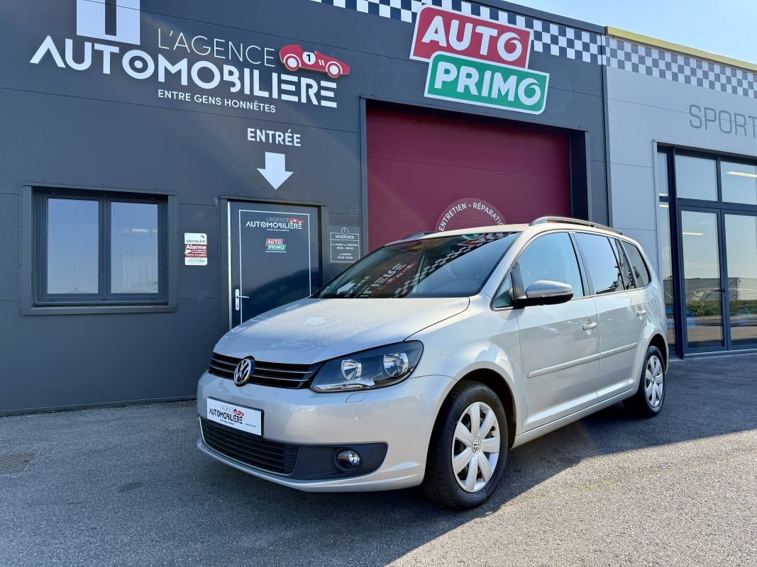 Volkswagen Touran 1.6 TDI 105 CONFORTLINE (7 places, Distri faite) — 1