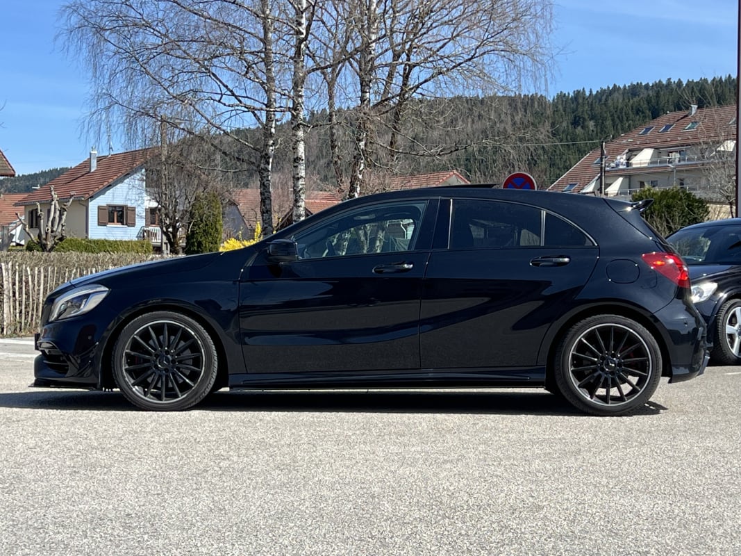 Mercedes-Benz Classe A 220d 177 PACK AMG 4Matic 7G-DCT — 2