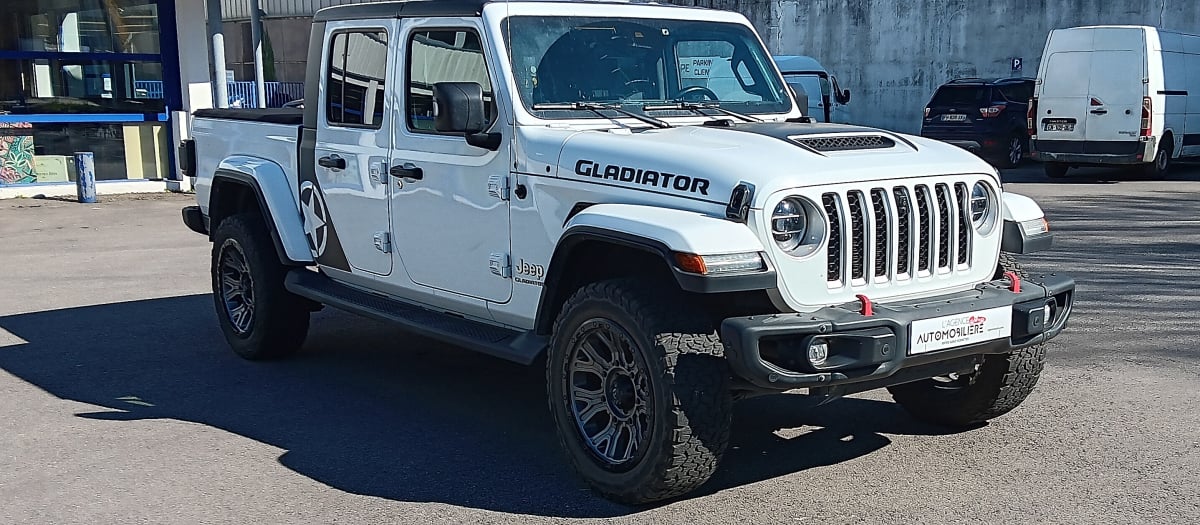 Jeep Gladiator 3.0L Double Cabine 4WD 264Cv TVA Récupérable — 1