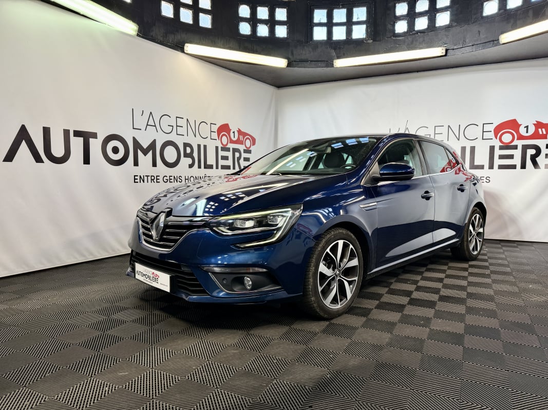 Renault Megane 1.6 DCI 130 ENERGY BOSE — 1