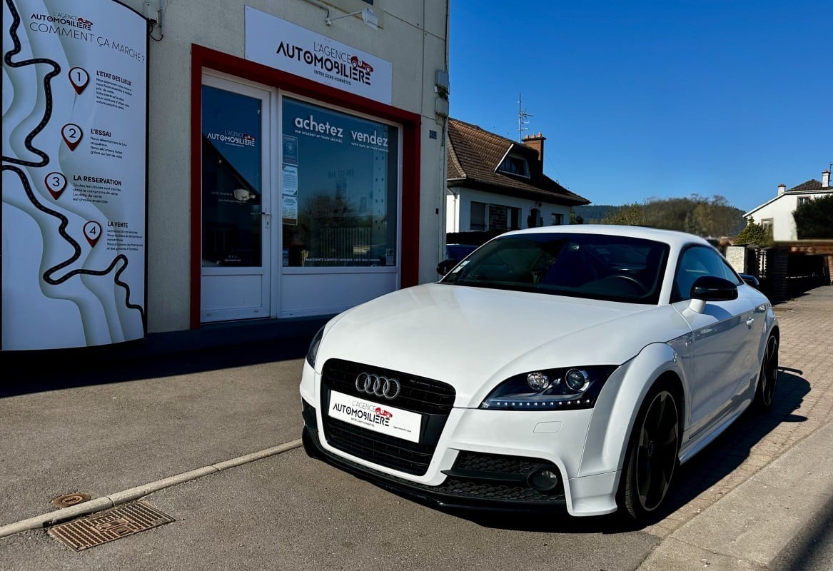Audi TT 1.8l TFSI 160cv S-Line Compétition — 1