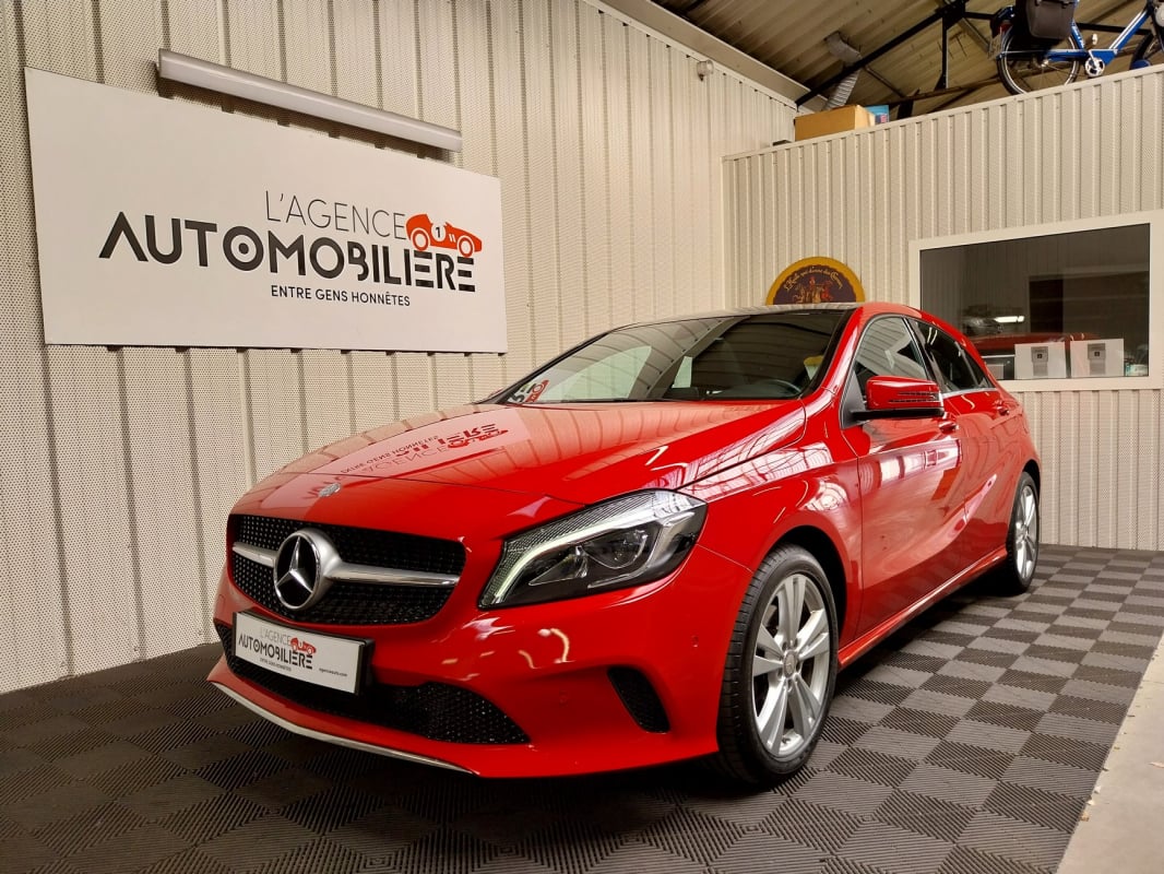 Mercedes-Benz Classe A 200 d Sensation 7G-DCT — 1
