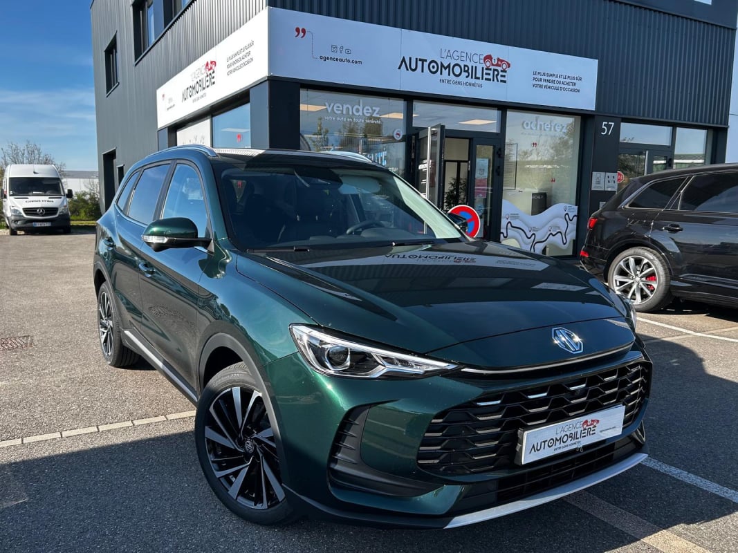 MG ZS HYBRID LUXURY 197CH - GARANTIE 12 MOIS — 1
