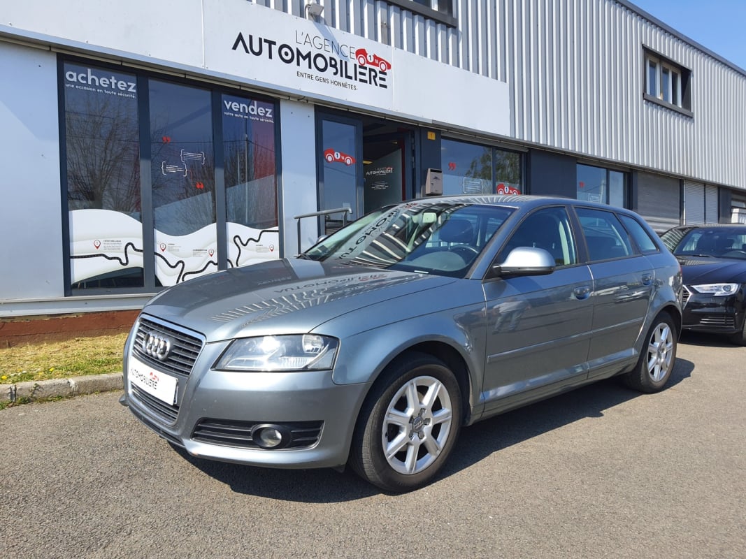 Audi A3 1.9 TDI 105 CH AMBITION LUXE — 1