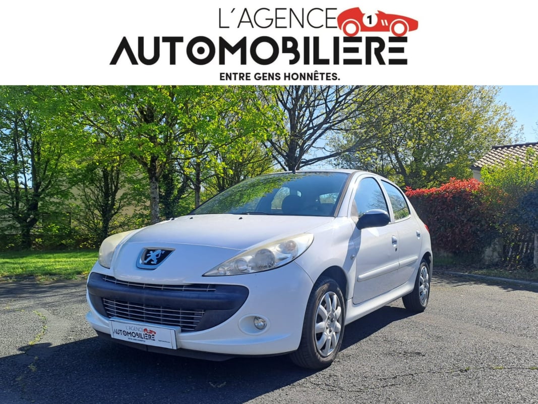 Peugeot 206 + 1.4 HDi 70 cv Trendy - Suivi Complet — 1